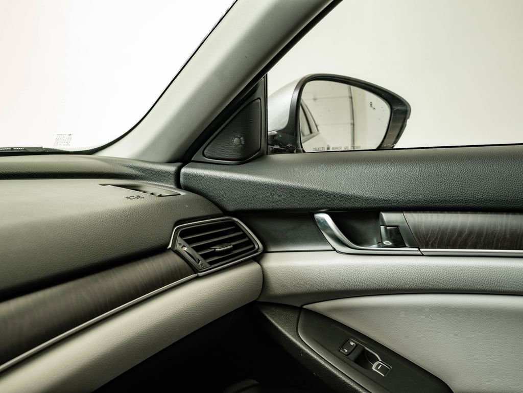 Used 2018 Honda Accord EX-L image 38