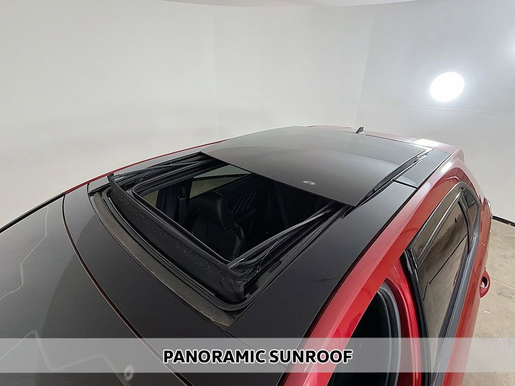 Used 2022 Ford Edge ST w/ Equipment Group 401A image 4