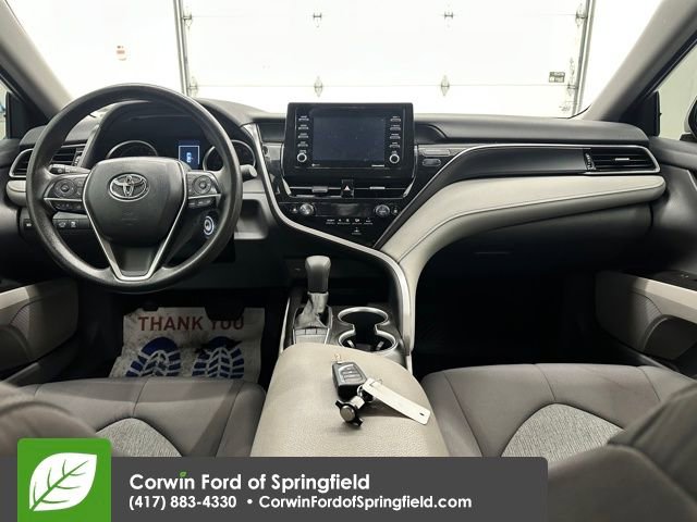 Used 2022 Toyota Camry LE image 13