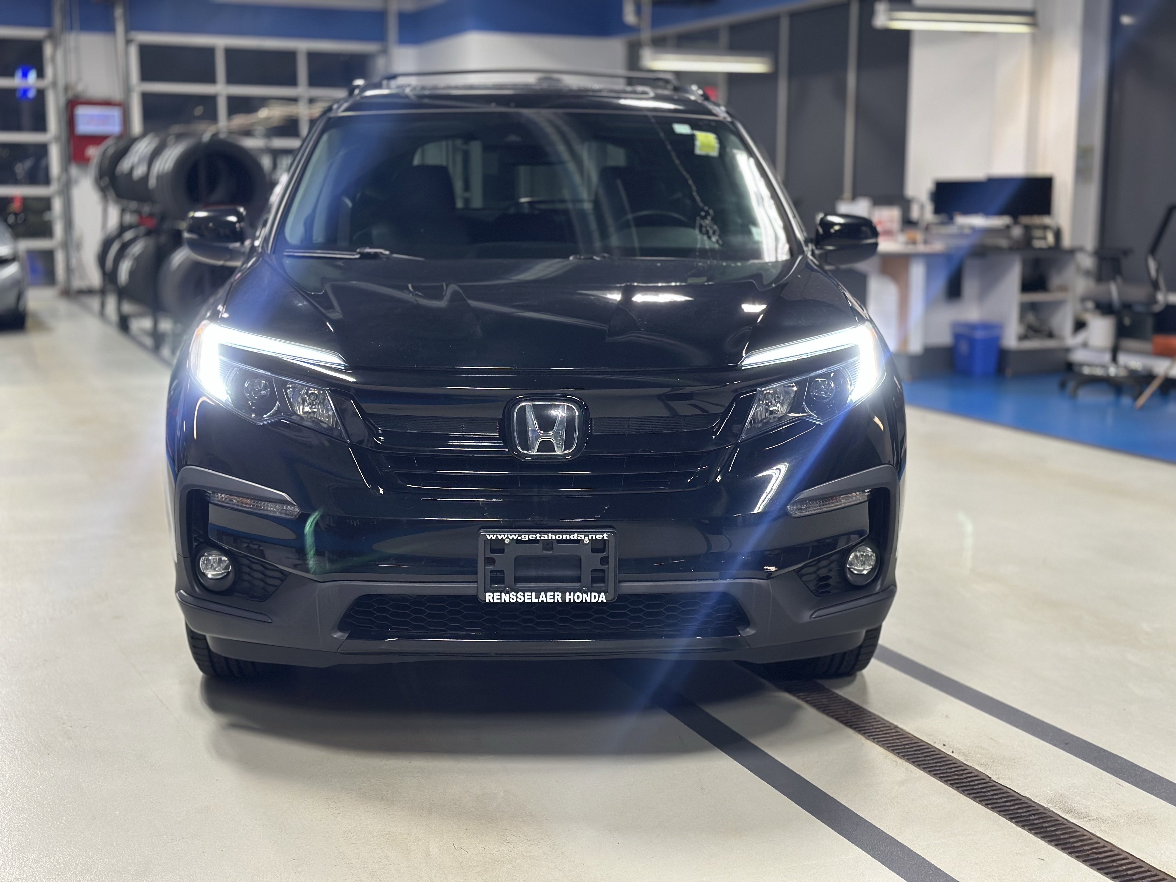 Used 2022 Honda Pilot Special Edition image 2