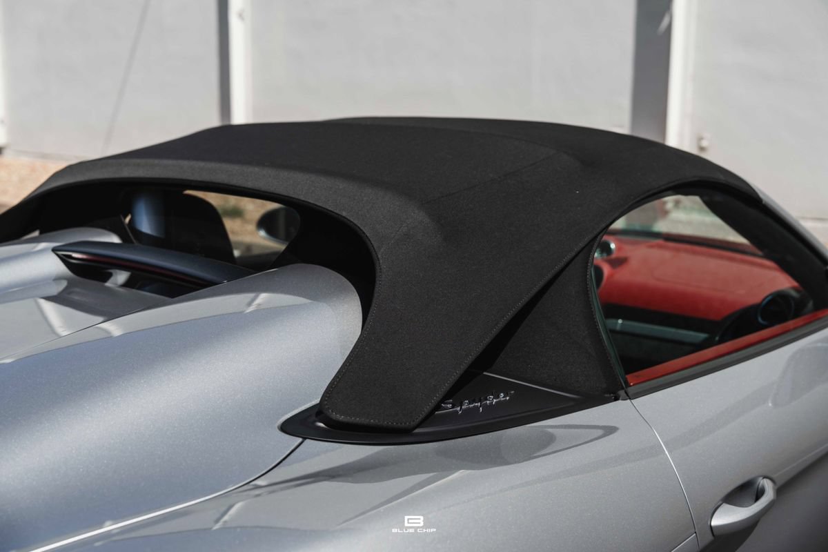 Used 2021 Porsche 718 Boxster Spyder RWD image 25