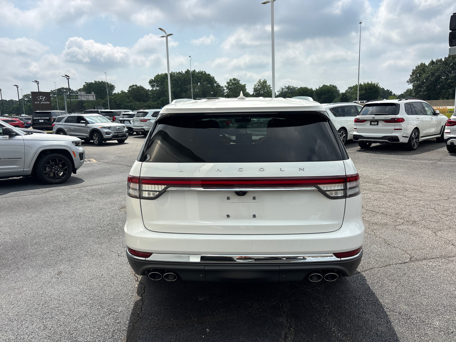 Used 2020 Lincoln Aviator Reserve w/ Equipment Group 202A AWD/4WD image 6