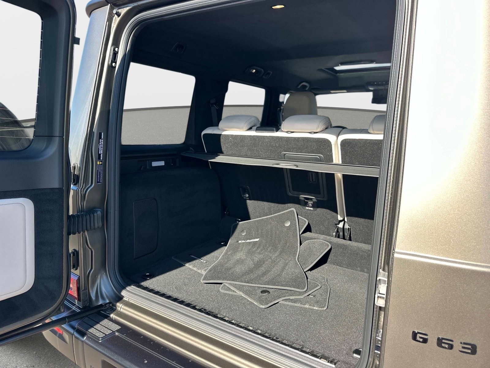 Used 2026 Mercedes-Benz G 63 AMG 4MATIC image 11