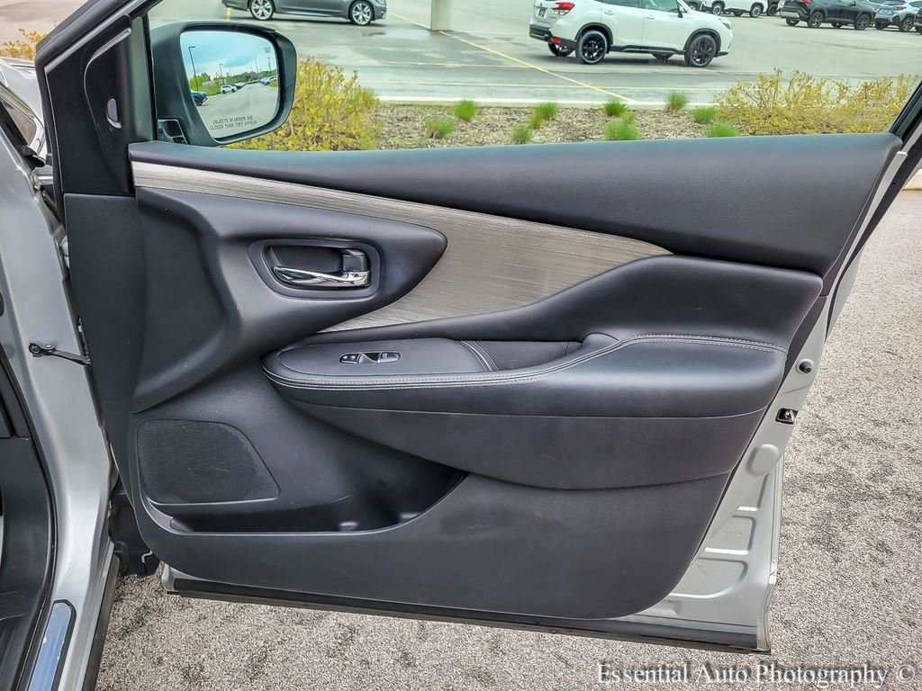 Used 2017 Nissan Murano SL w/ SL Technology Package AWD/4WD image 32