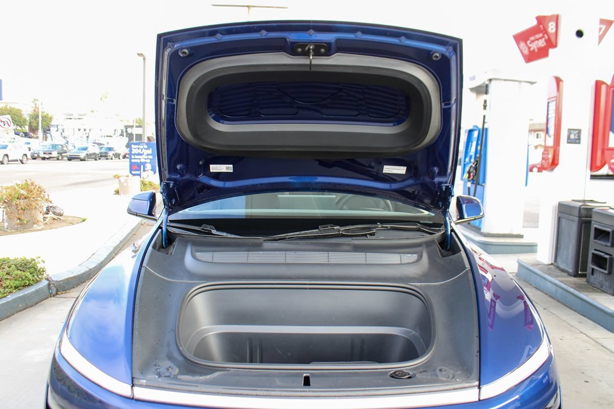 Used 2026 Tesla Model Y Long Range AWD/4WD image 46