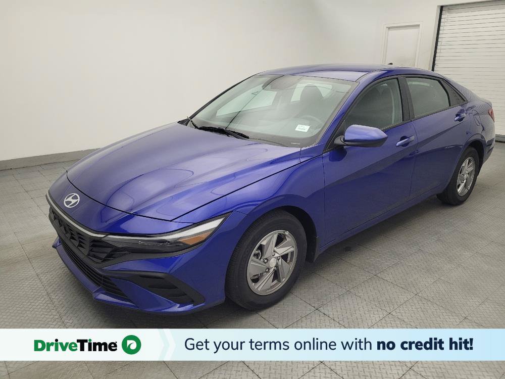 Used 2025 Hyundai Elantra SE FWD image 1