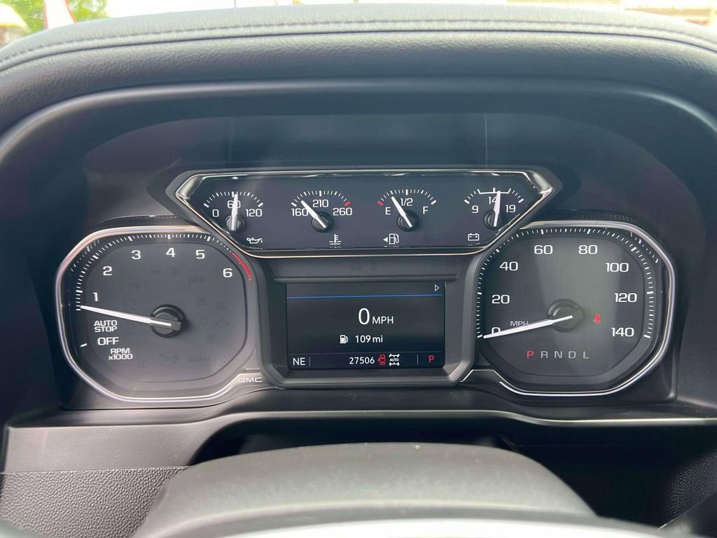 Used 2021 GMC Sierra 1500 SLT w/ SLT Premium Package AWD/4WD image 28
