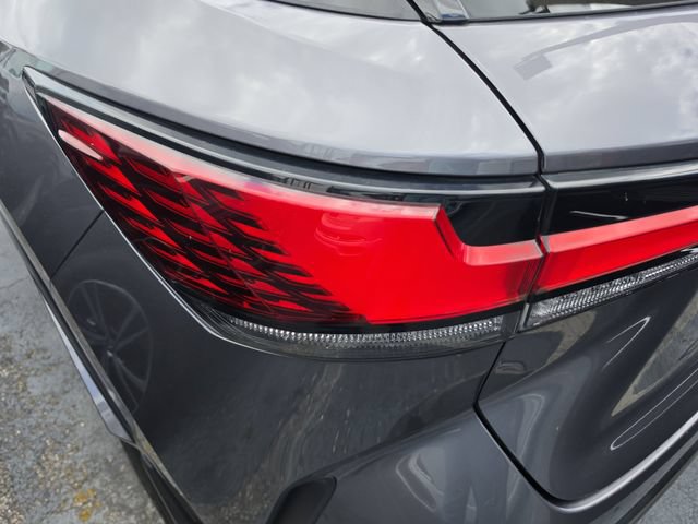 Used 2023 Lexus RX 350 Premium w/ Cold Area Package FWD image 5