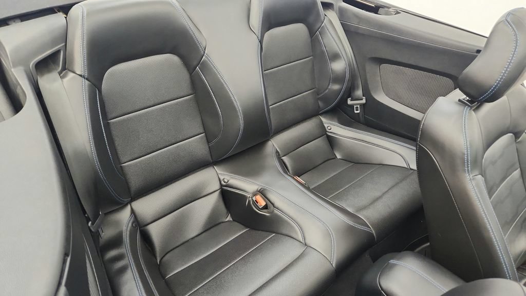 Used 2022 Ford Mustang GT Premium w/ GT Performance Package RWD image 35