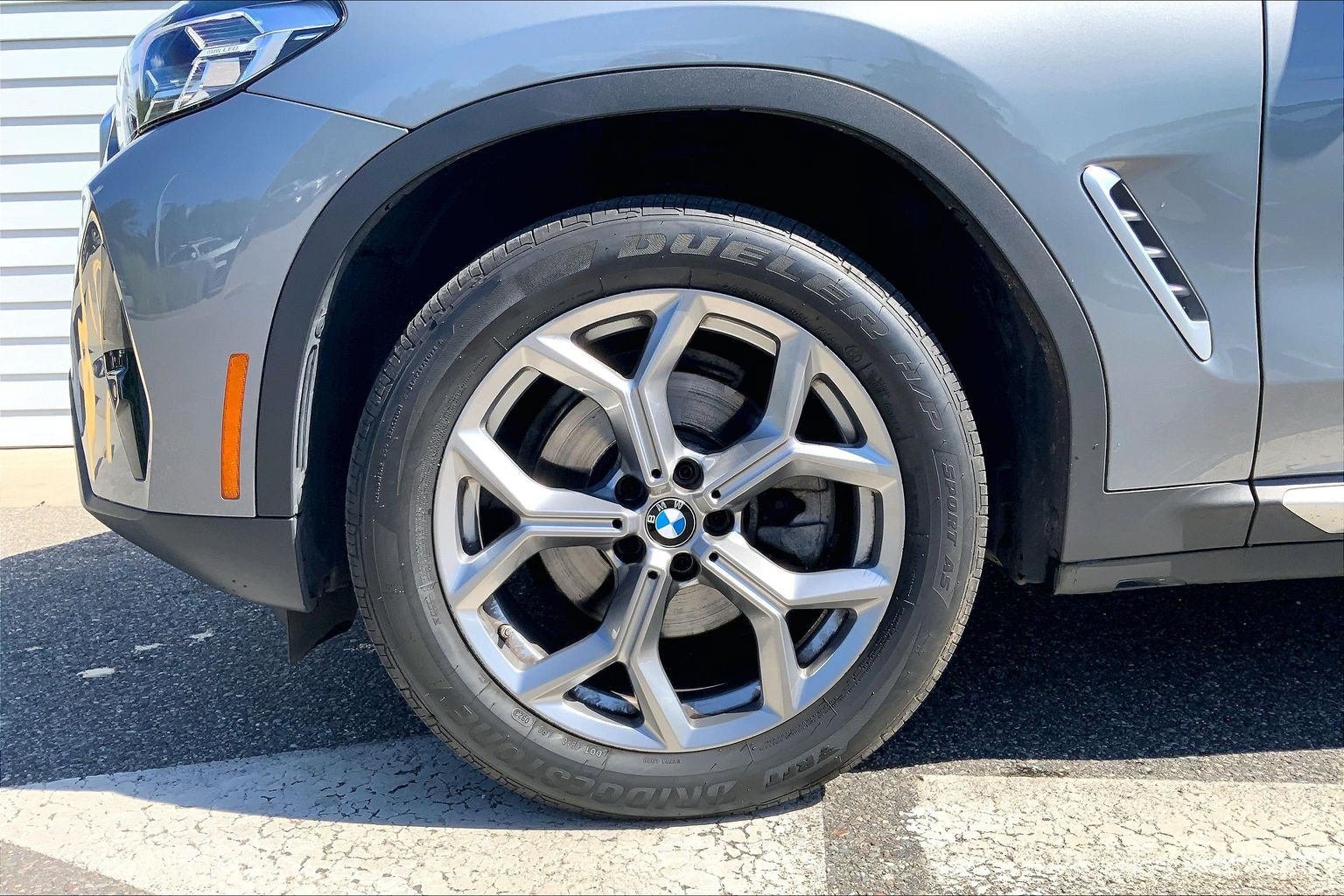 Used 2023 BMW X3 xDrive30i w/ Premium Package AWD/4WD image 11