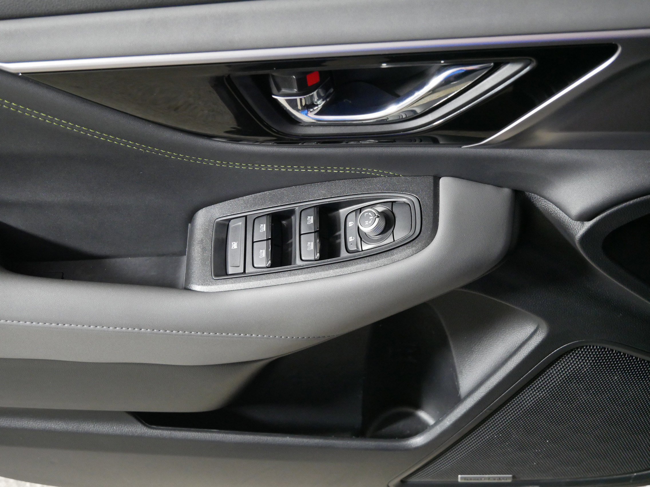 Used 2025 Subaru Outback Onyx Edition image 19