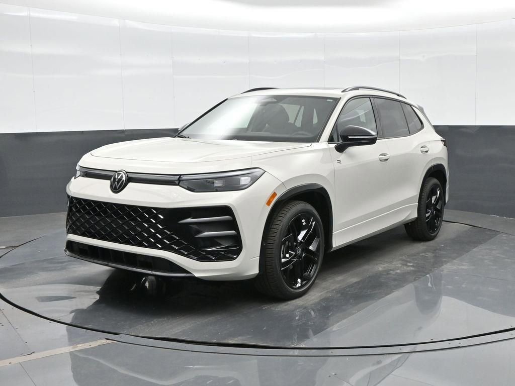 New 2026 Volkswagen Tiguan SE R-Line image 5