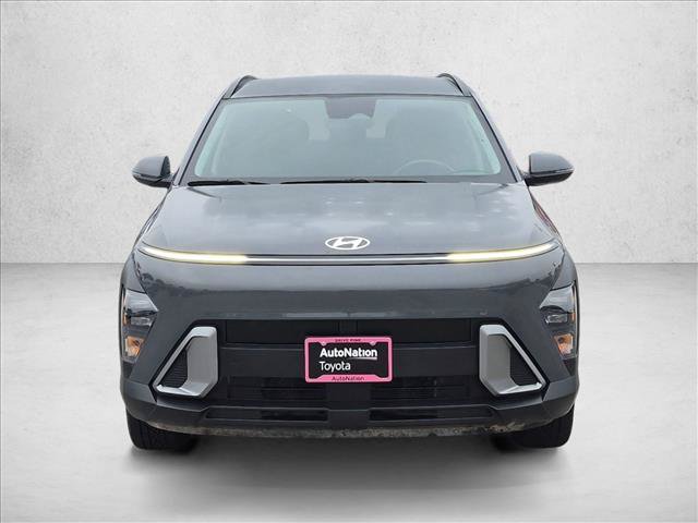Used 2025 Hyundai Kona SEL FWD image 2