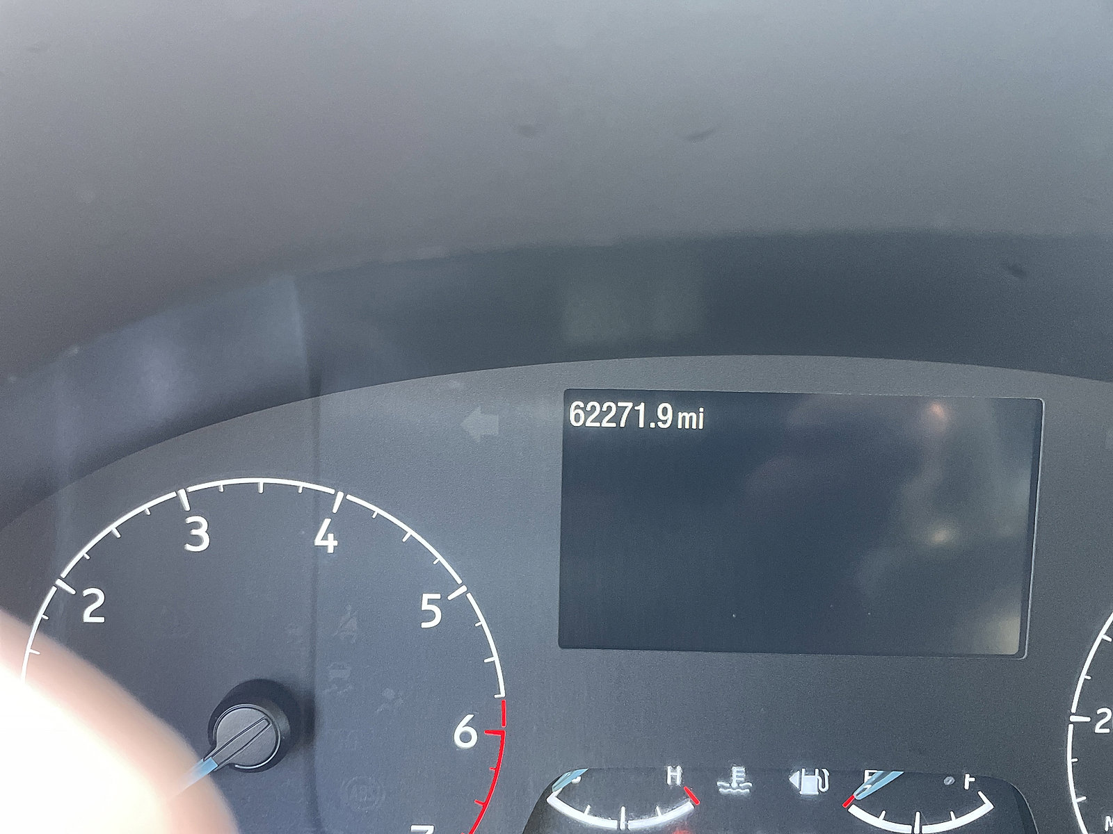 Used 2023 Ford Transit 350 XLT image 5