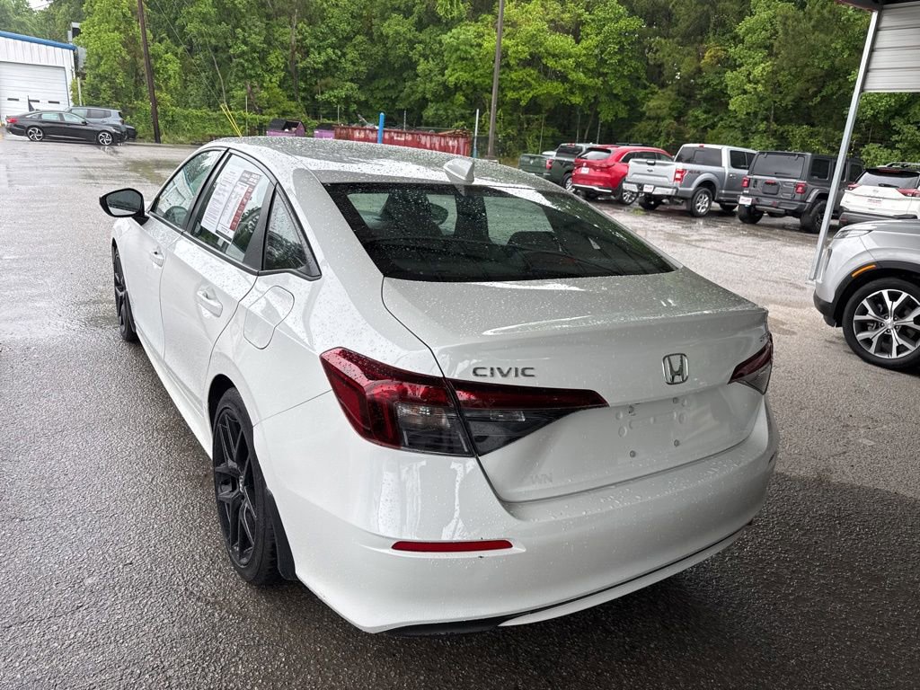 Used 2025 Honda Civic Sport image 4