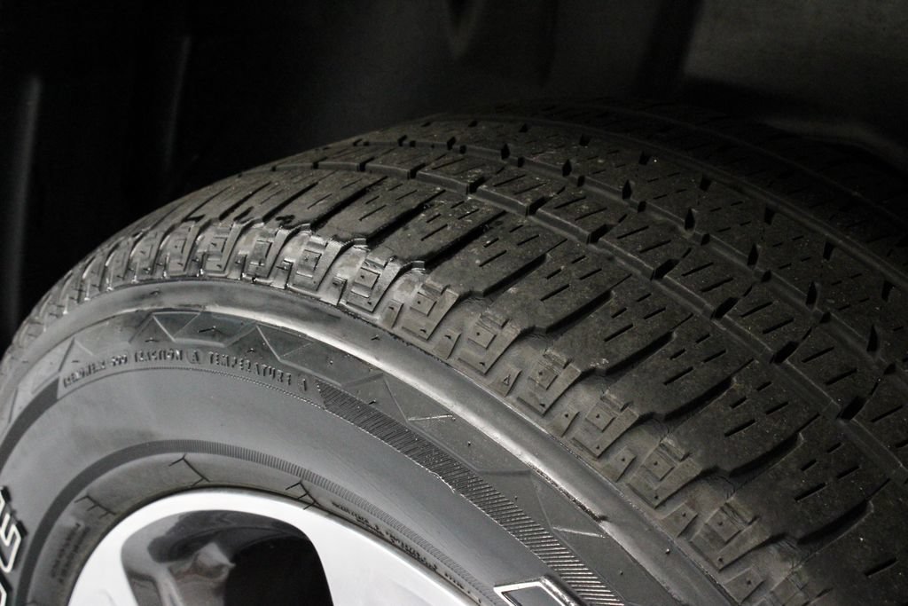 Used 2023 RAM 1500 Laramie AWD/4WD image 20