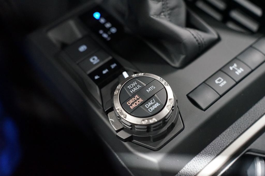 New 2026 Toyota 4Runner TRD Off-Road Premium AWD/4WD image 25