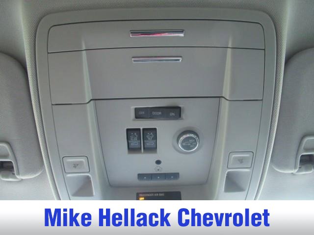 Used 2019 Chevrolet Suburban LT AWD/4WD image 12