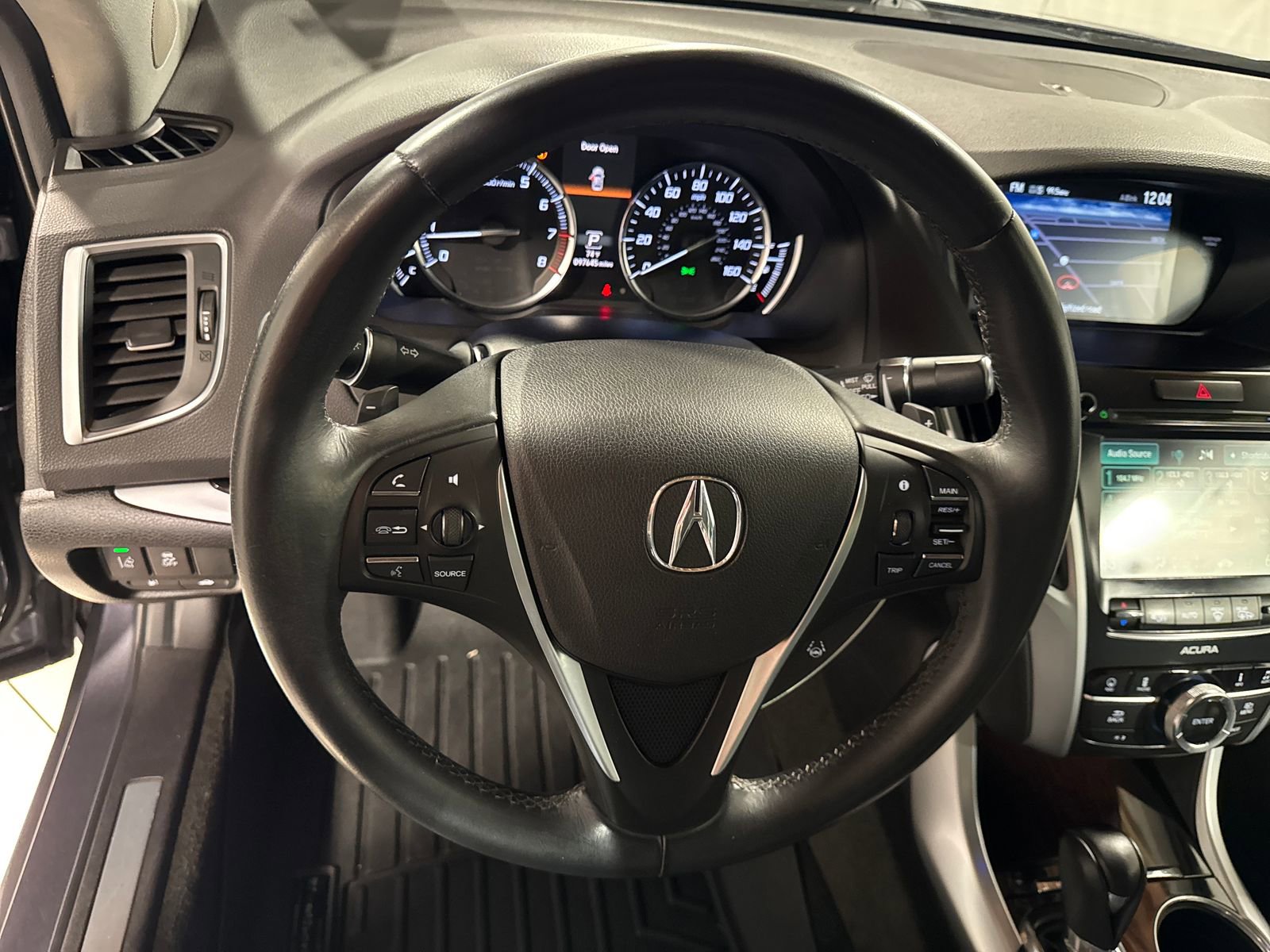 Used 2017 Acura TLX w/ Technology Package FWD image 19