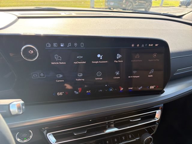 New 2026 Chevrolet Traverse LT w/ Midnight/Sport Edition FWD image 31