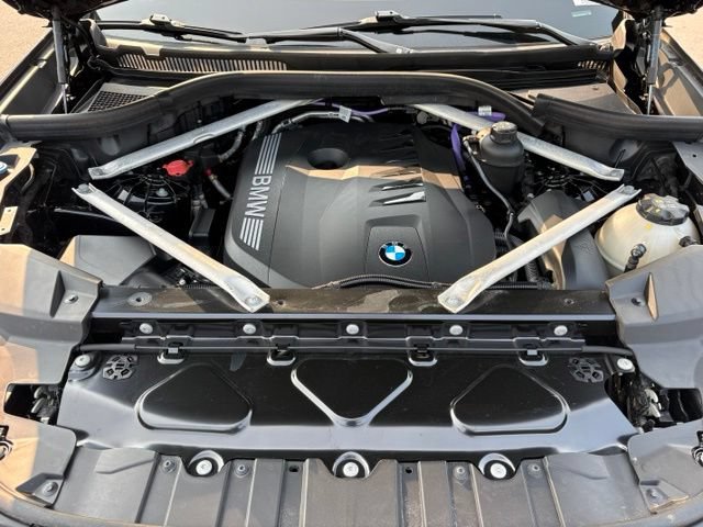 Used 2026 BMW X5 xDrive40i AWD/4WD image 22