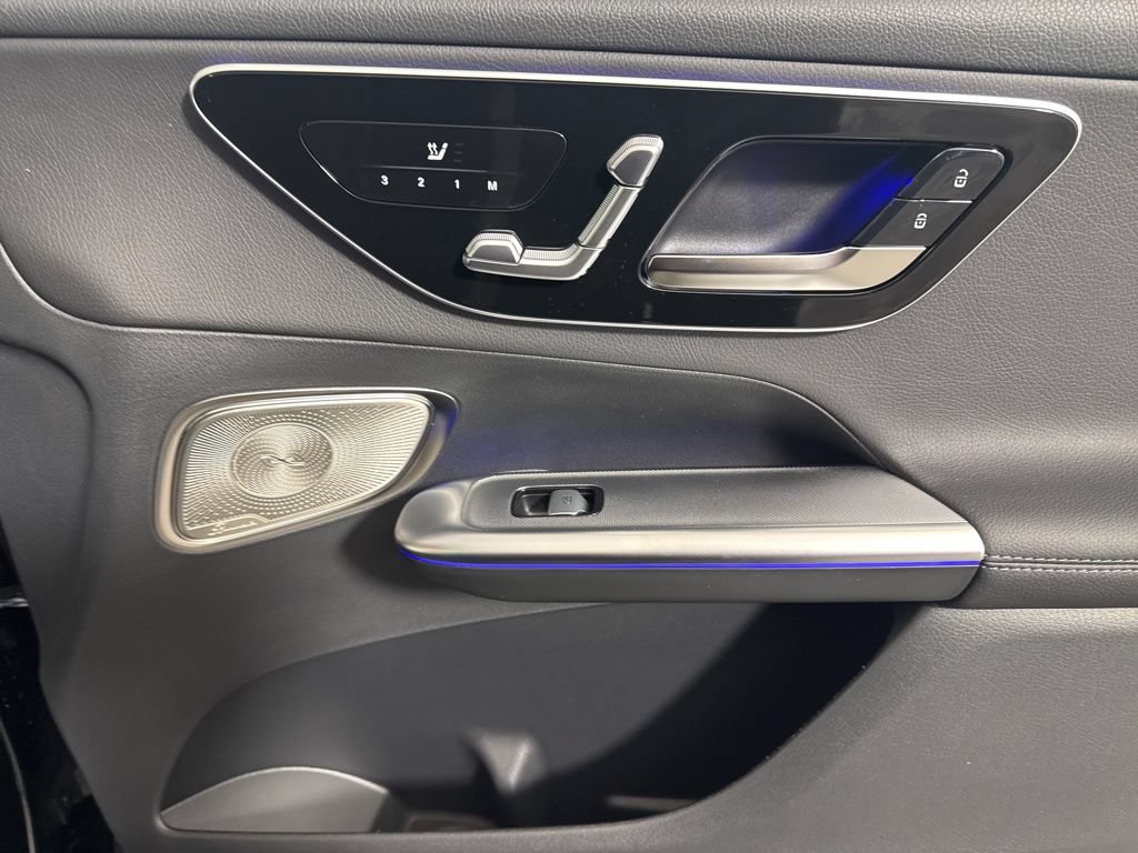 New 2026 Mercedes-Benz GLC 300 4MATIC image 14