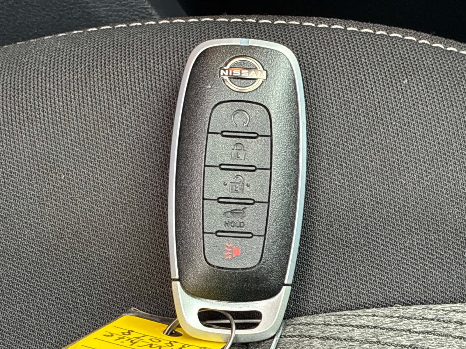 Used 2025 Nissan Rogue SV AWD/4WD image 17