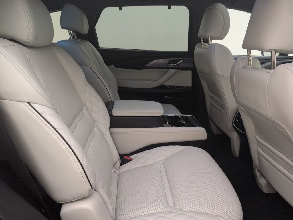 Used 2023 MAZDA CX-9 Signature image 12