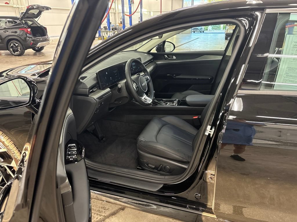 Certified 2025 Kia K5 EX FWD image 12