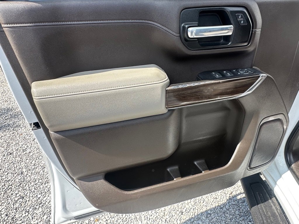 Used 2021 Chevrolet Silverado 2500 LT w/ Convenience Package image 28