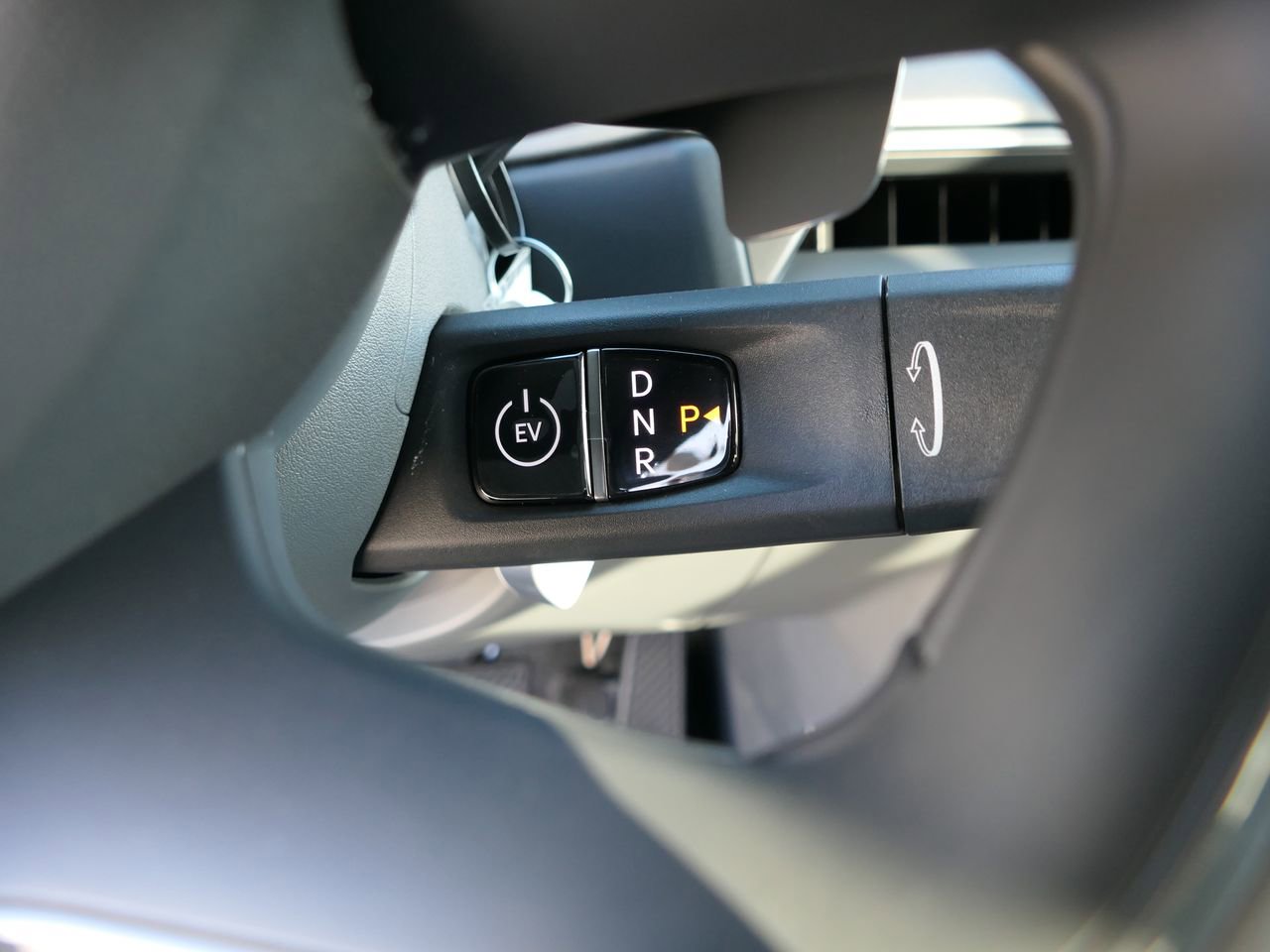 New 2026 Kia EV9 Wind image 14