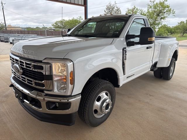 New 2026 Ford F350 XLT AWD/4WD image 3