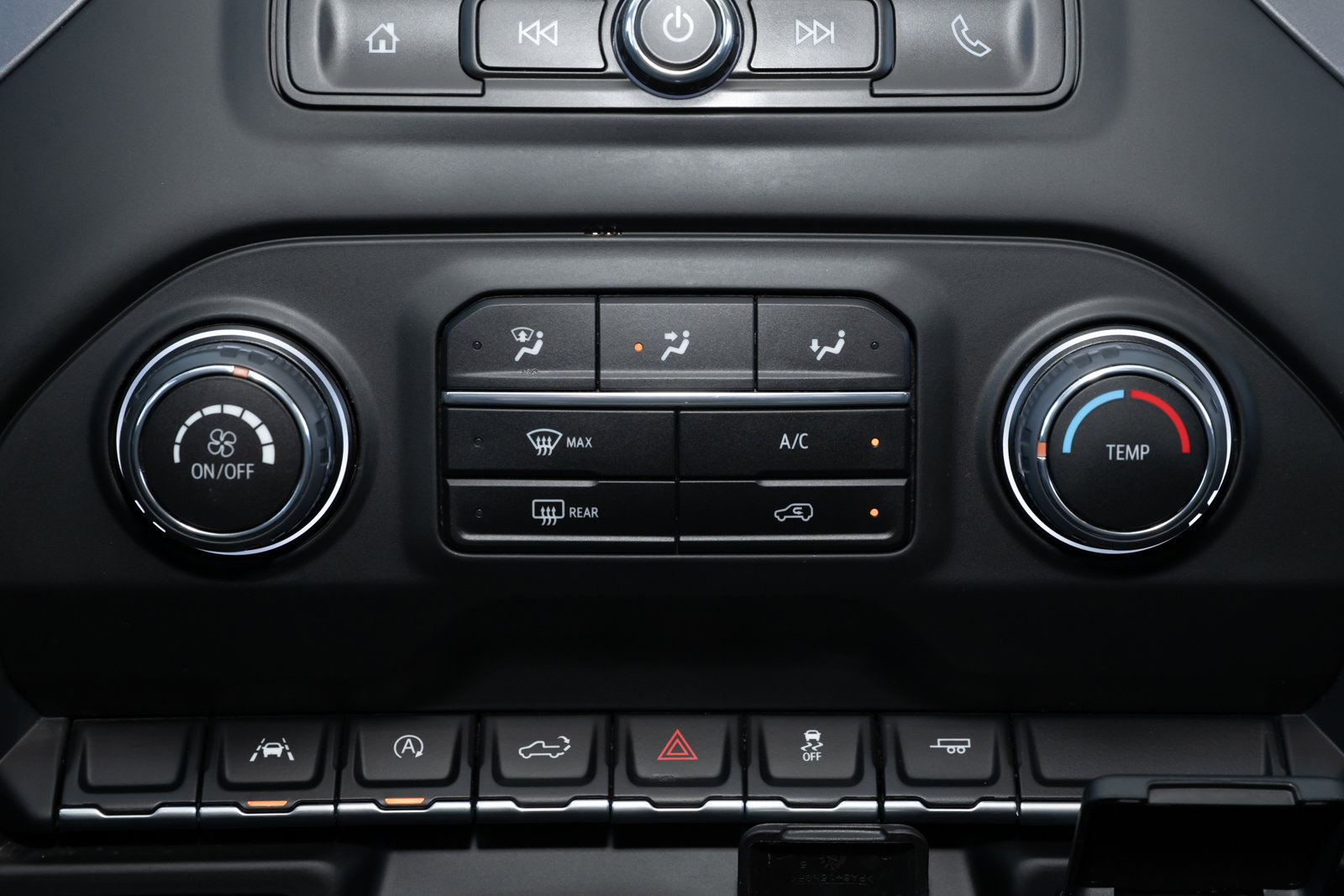 Used 2024 Chevrolet Silverado 1500 Custom image 31