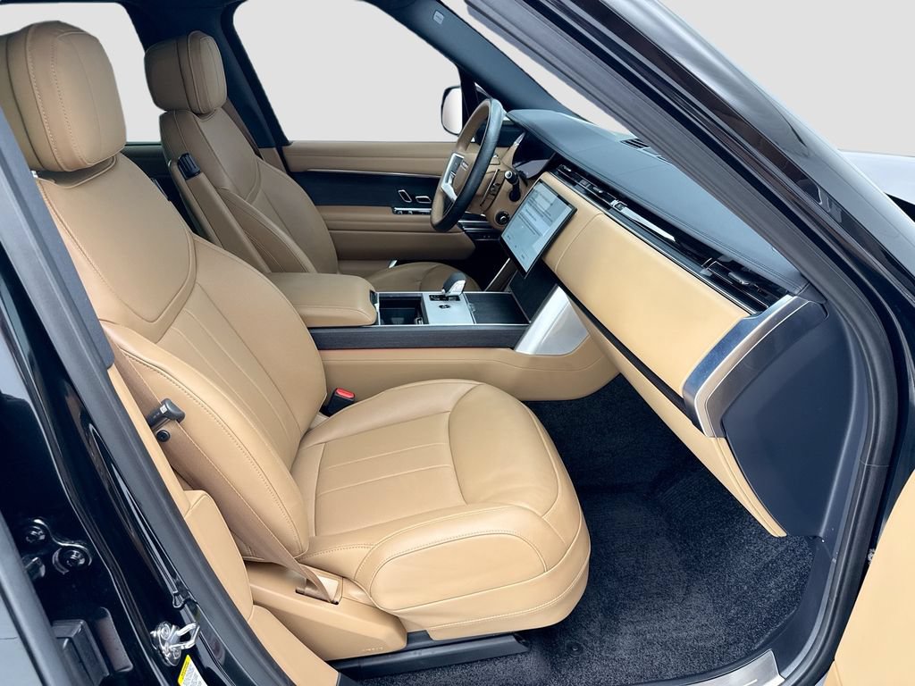 Used 2025 Land Rover Range Rover SE AWD/4WD image 19