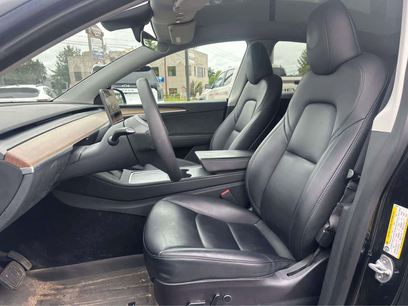 Used 2023 Tesla Model Y Long Range AWD/4WD image 10