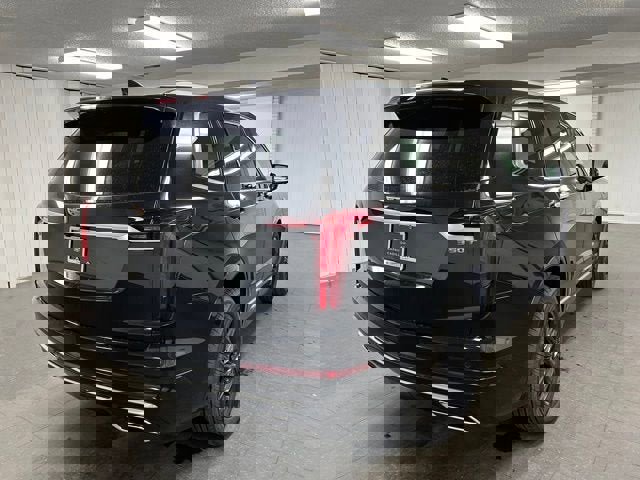 New 2025 Cadillac XT6 Luxury image 5