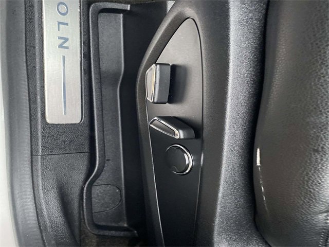 Used 2016 Lincoln MKC Premiere image 15