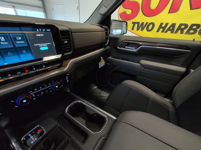 New 2026 Chevrolet Silverado 1500 RST w/ Dark Appearance Package image 29