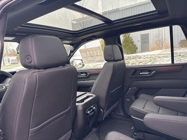 New 2026 GMC Yukon Denali w/ Sun & Power Step Package image 14