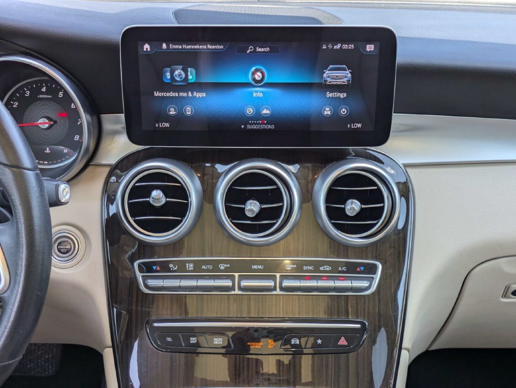 Used 2022 Mercedes-Benz GLC 300 image 20