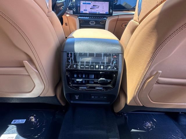New 2026 Jeep Grand Cherokee L Summit AWD/4WD image 32