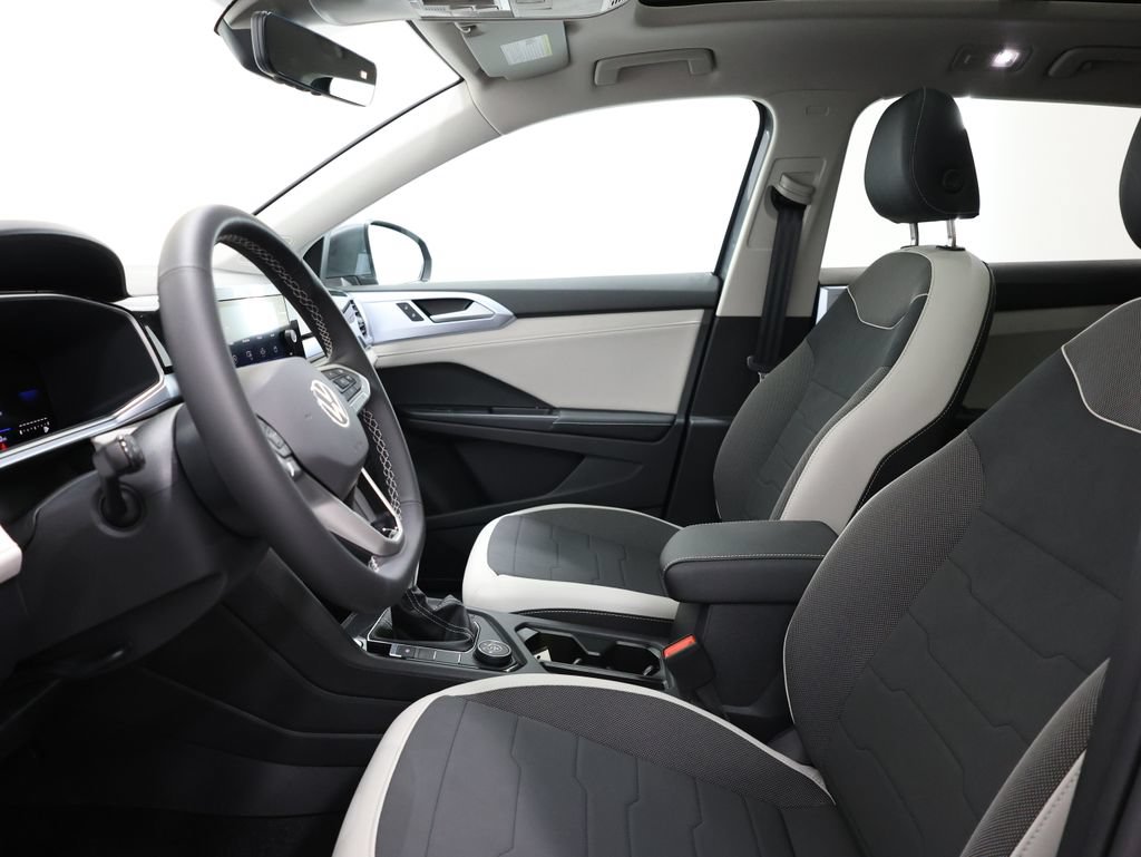 New 2026 Volkswagen Taos SE AWD/4WD image 13