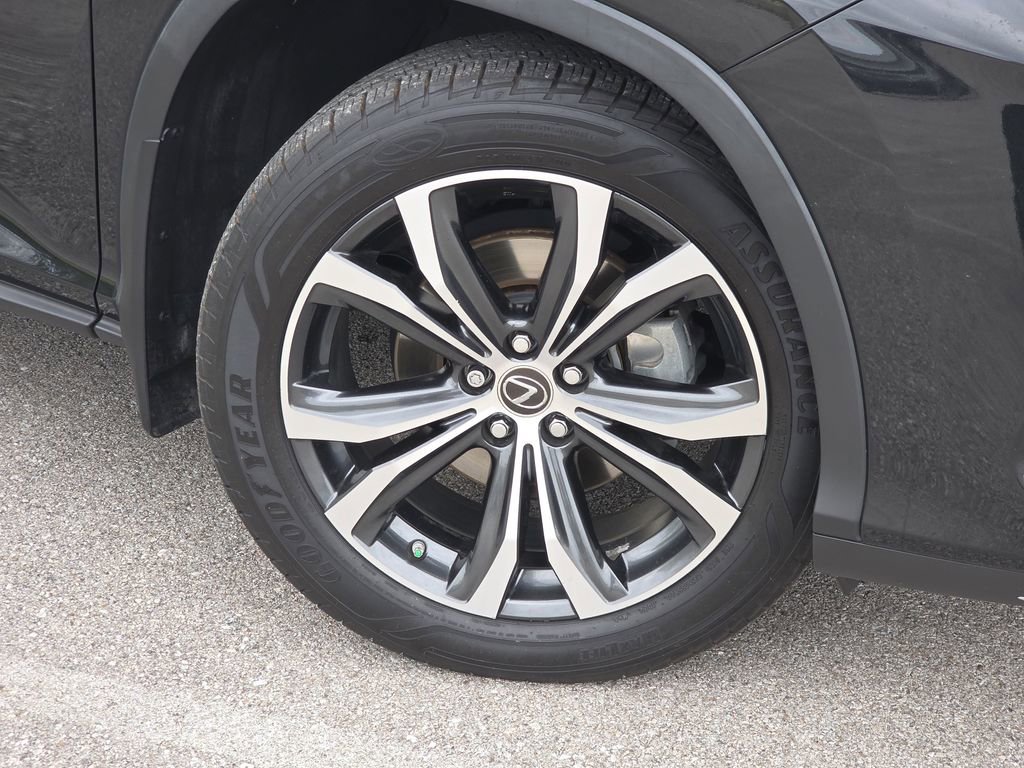 Used 2022 Lexus RX 350L FWD w/ Premium Package image 12