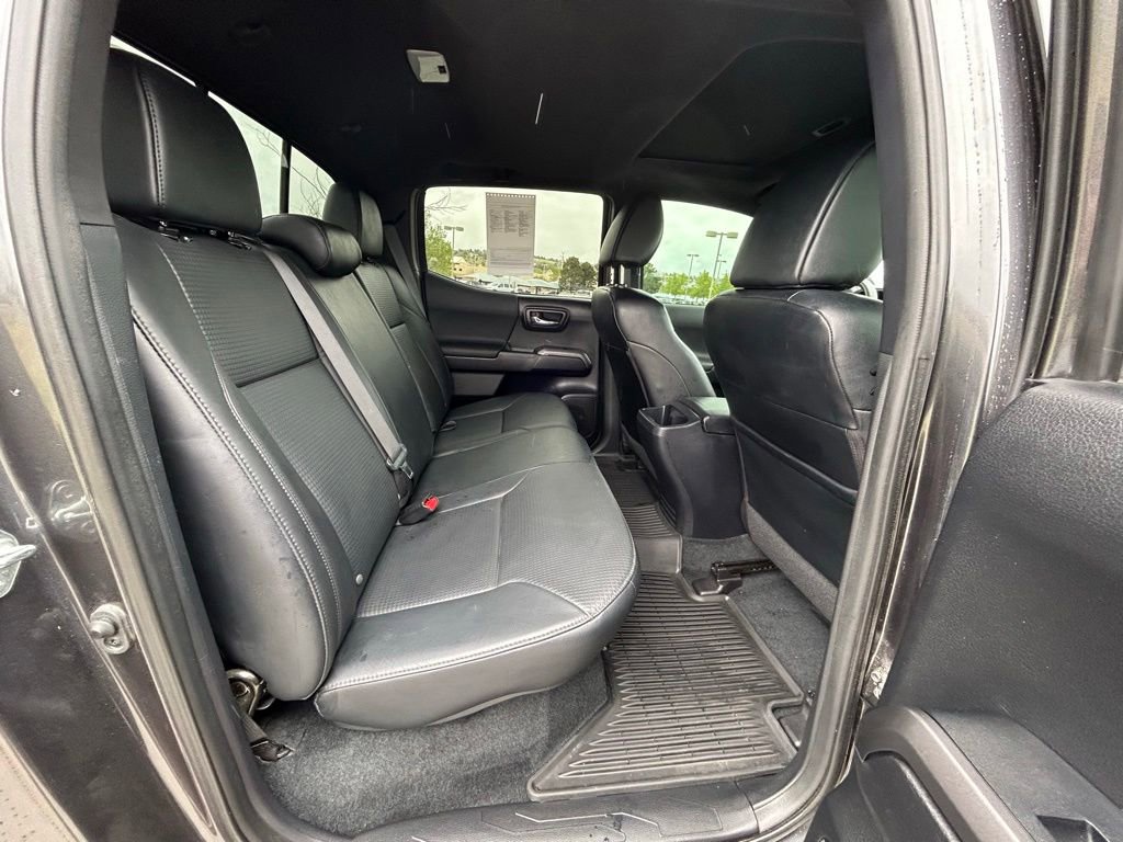 Used 2018 Toyota Tacoma 4x4 Double Cab image 31