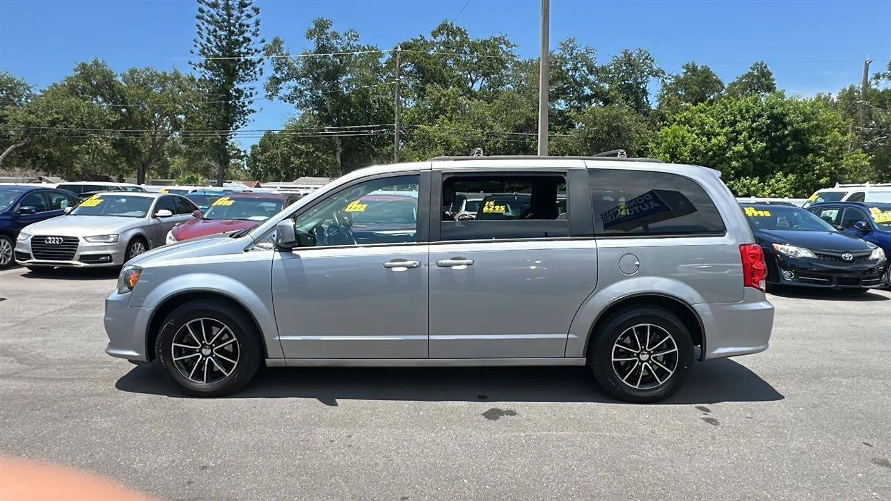 Used 2018 Dodge Grand Caravan GT FWD image 13