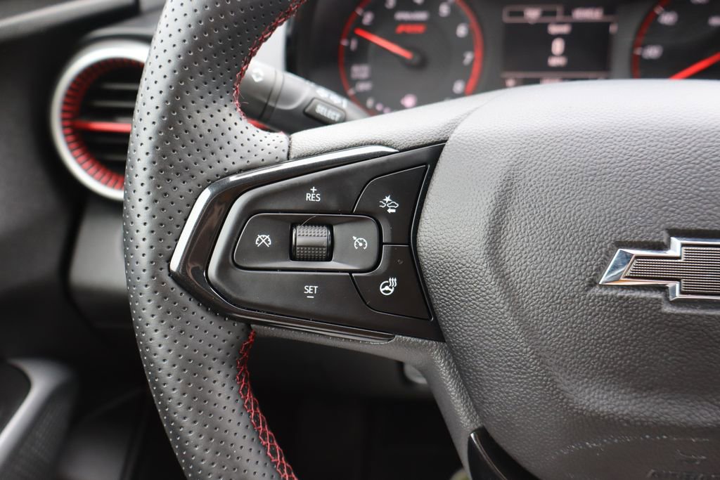 Used 2024 Chevrolet Trax RS image 7