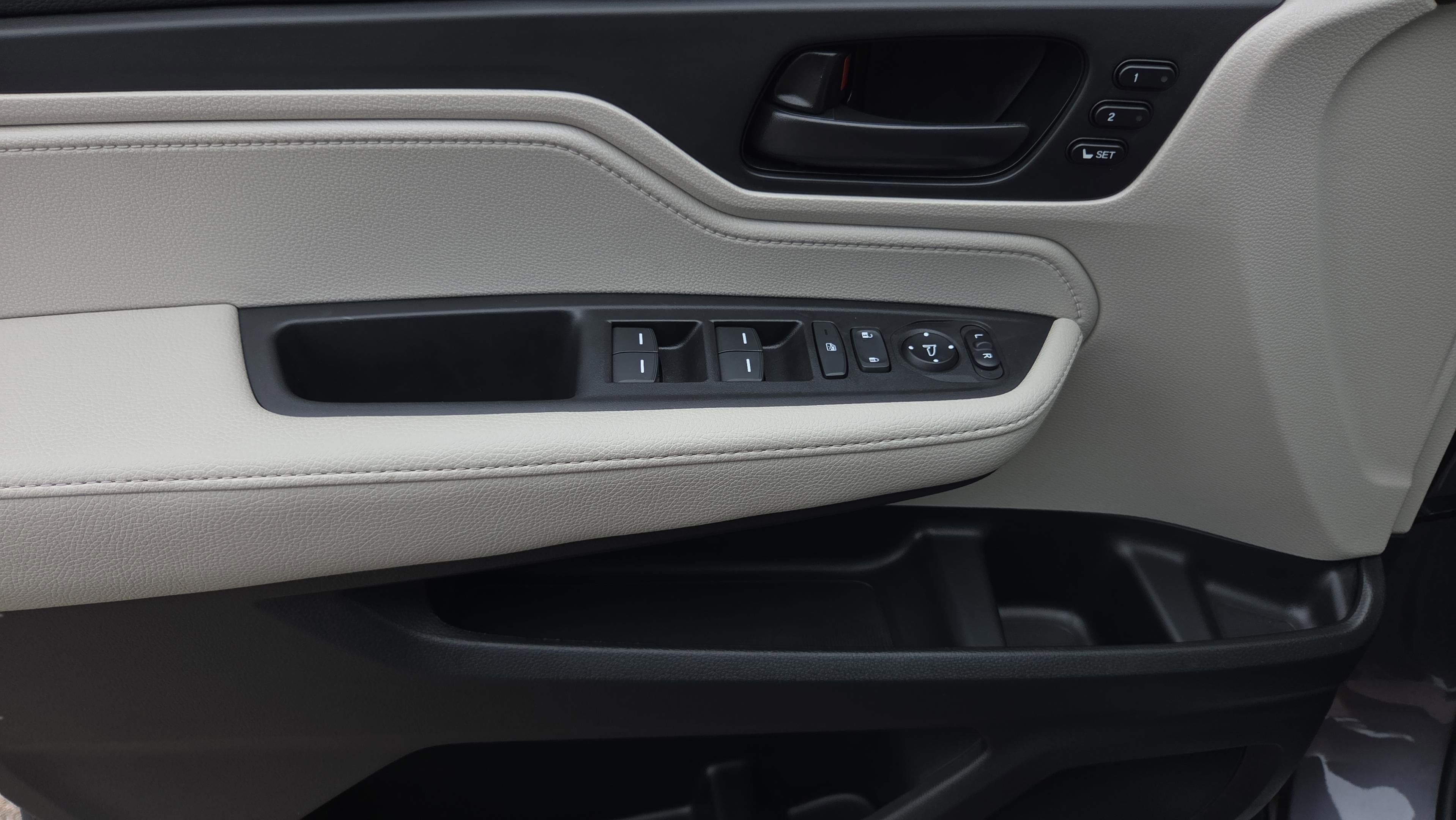 Used 2026 Honda Odyssey EX-L image 24