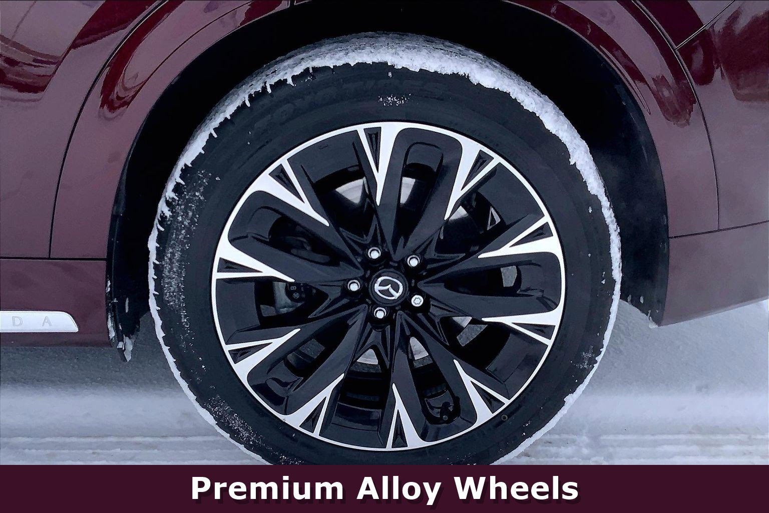 Used 2024 MAZDA CX-90 3.3 Turbo S w/ Premium Package image 9