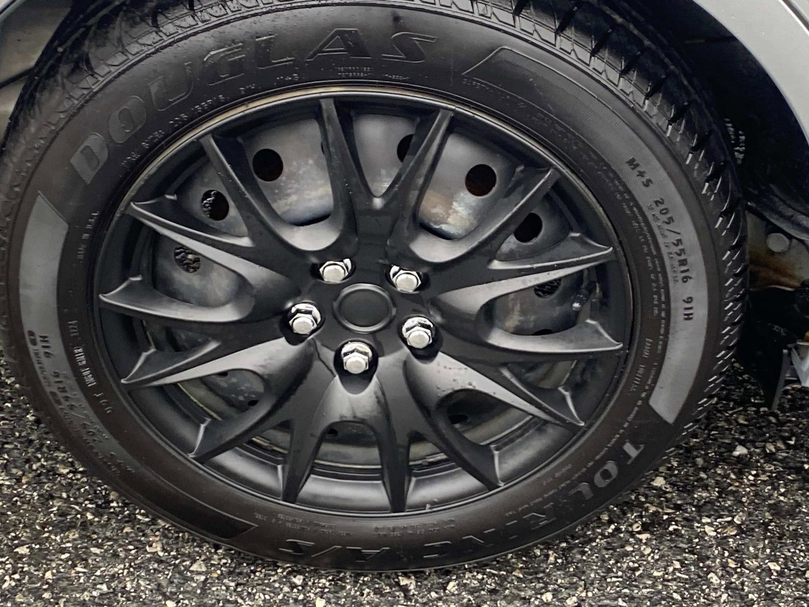 Used 2015 Toyota Corolla LE image 22