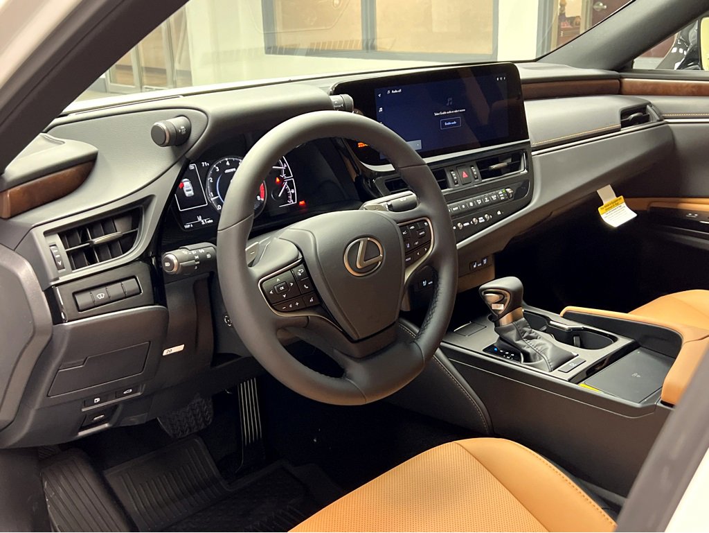 New 2025 Lexus ES 350 w/ Premium Package image 39